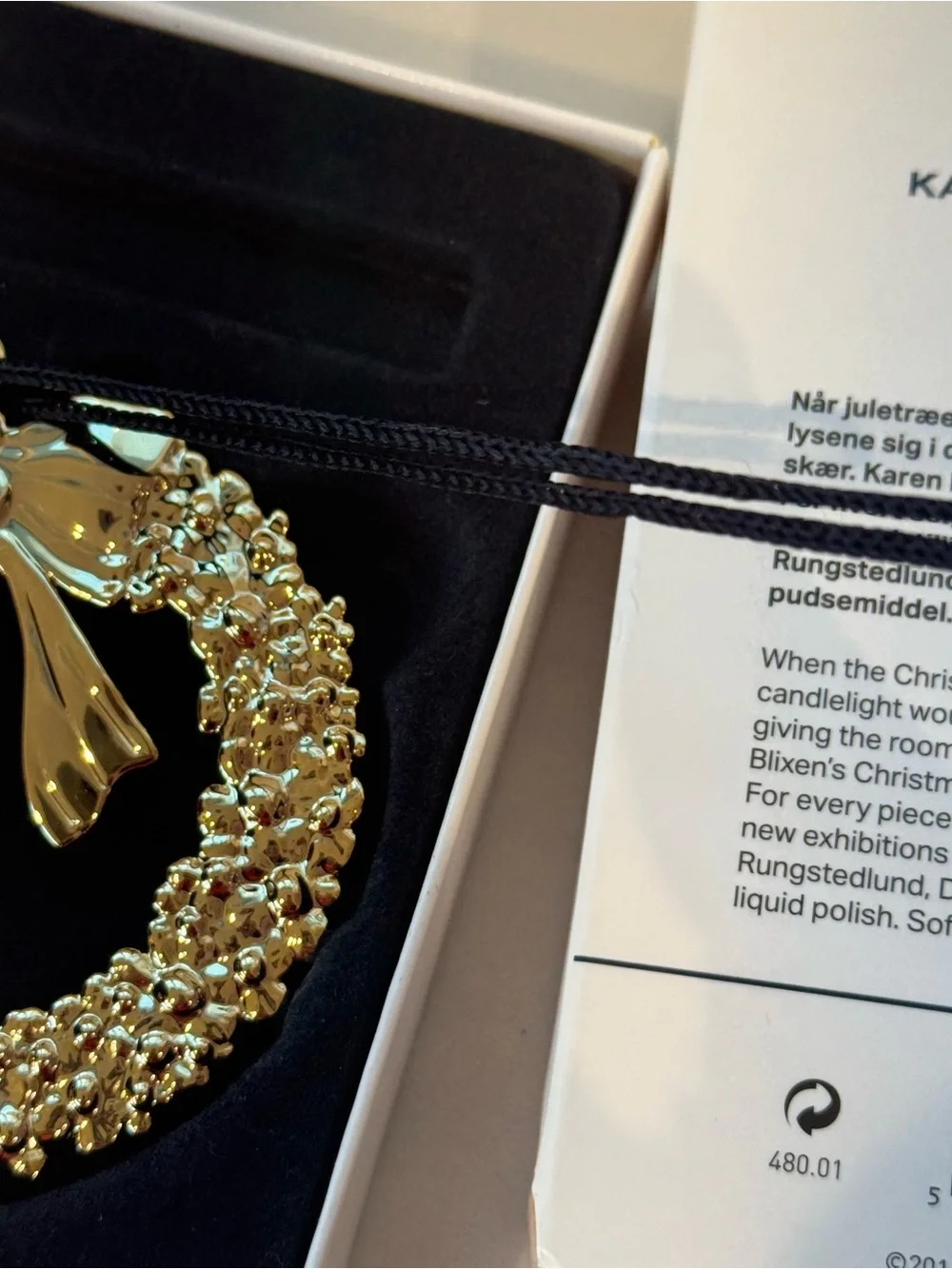 Gold Tone Ribbon Christmas Wreath Metal Ornament Karen Blixens Jul Elegant